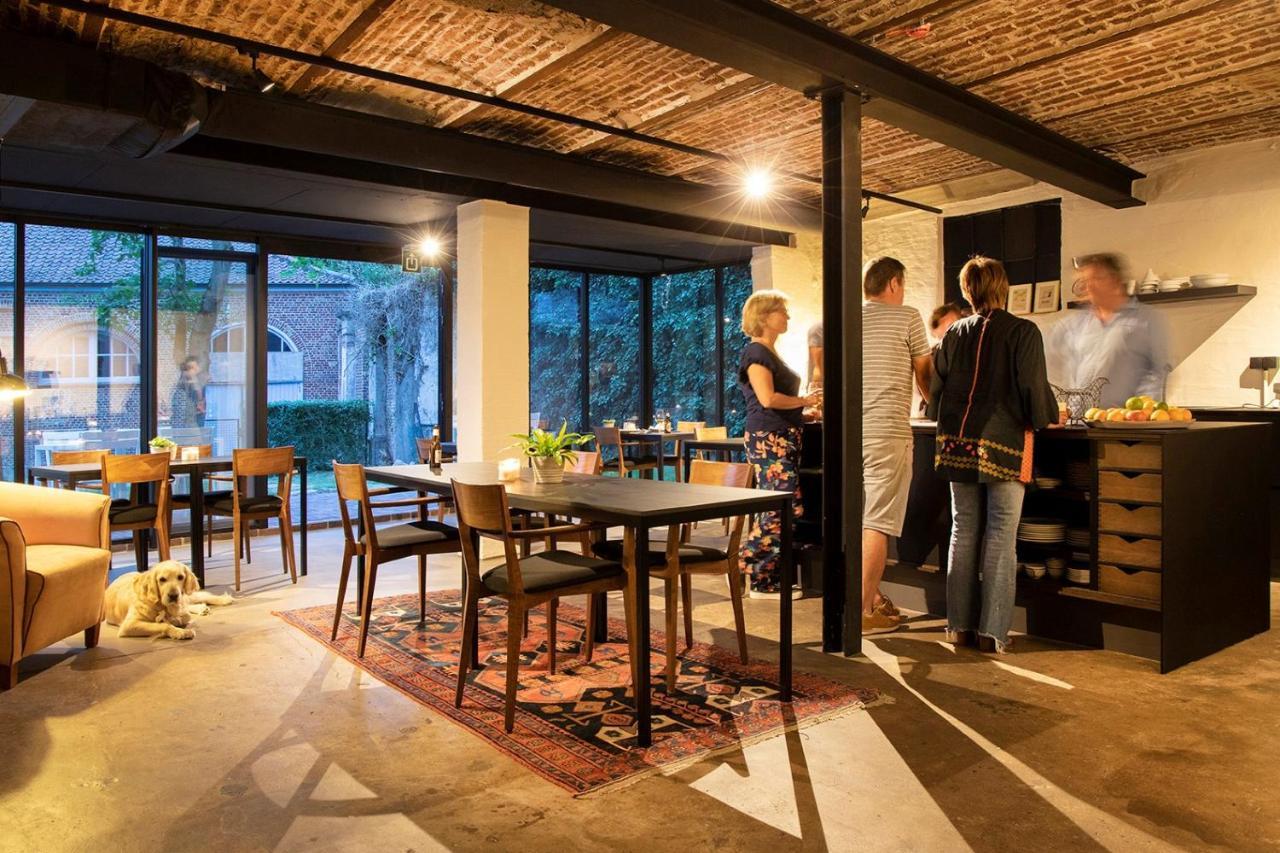 Broel4 Bed and Breakfast Kortrijk Exteriör bild