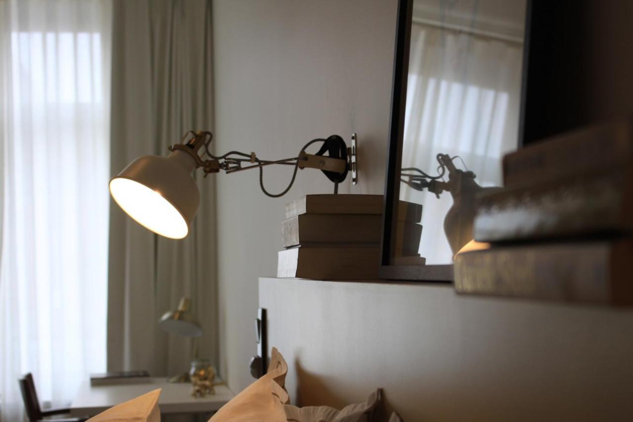 Broel4 Bed and Breakfast Kortrijk Exteriör bild